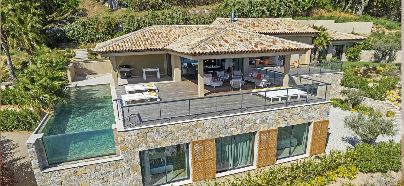 Découvrir cette propriété: Grimaud - France - Maison, 6 pièces, 5 chambres - Slideshow Picture 1